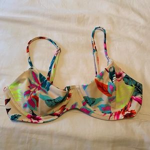 Blackbough Willow Top